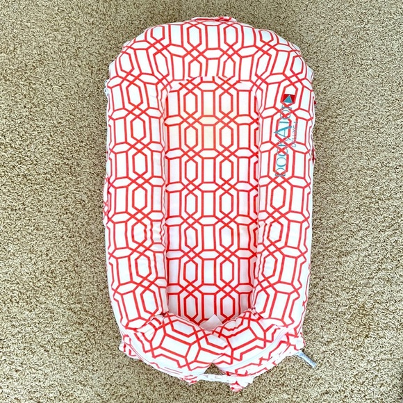 Dock A Tot Other - Dock A Tot Deluxe + Stage 1 Dock (EUC)